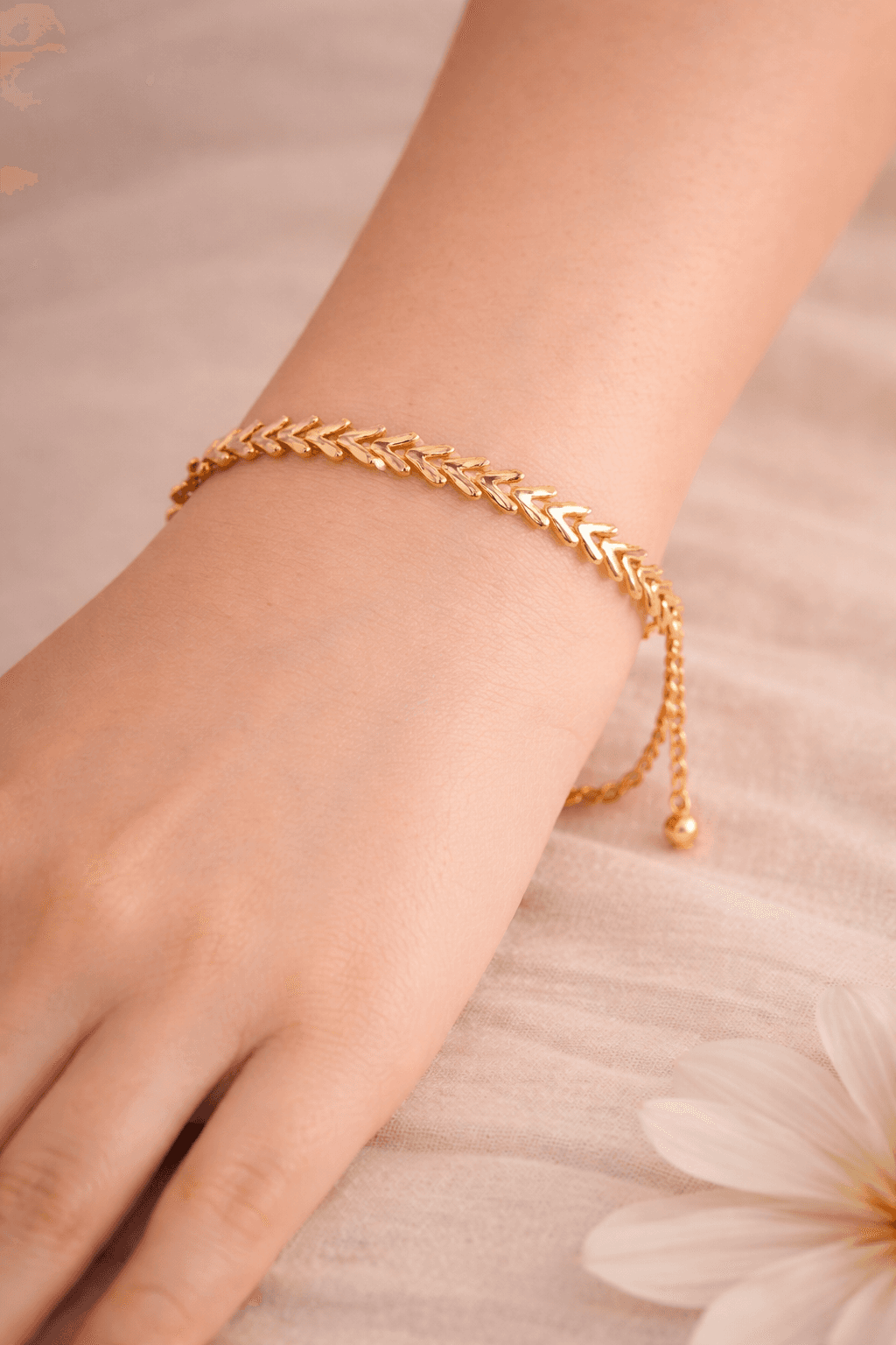 Golden Chevron Link Bracelet - View 1